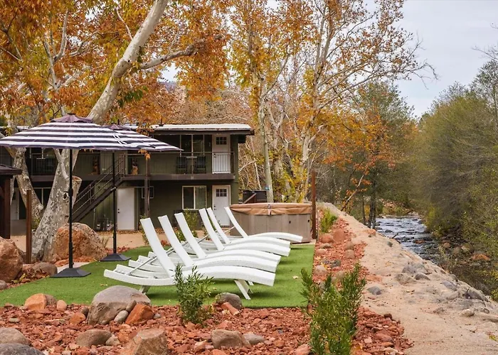 19 Creekside Retreat *