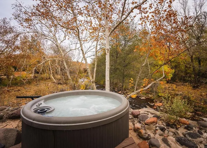 19 Creekside Retreat Ferienhaus *